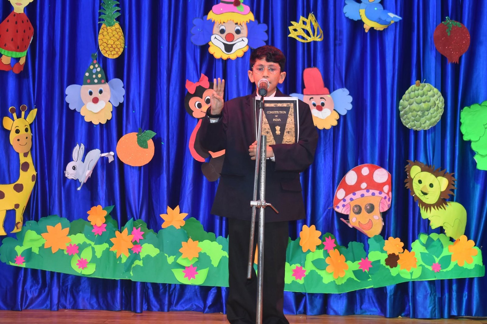 FANCY DRESS COMPETETION